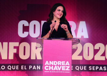 Andrea Chávez desmiente al PAN en su contrainforme y se consolida como la líder de la oposición en Chihuahua.