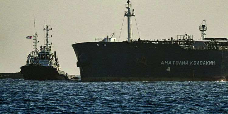 Rusia envía petróleo a Cuba en medio de sanciones y tensión con Estados Unidos.