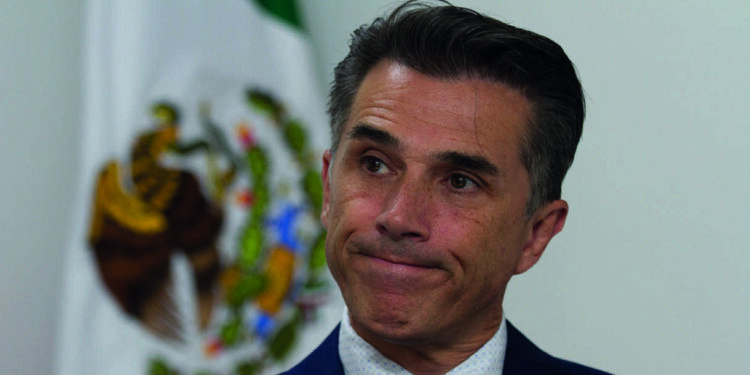 Ni en Morena ni en La Casa de los Famosos, ¡fuera Sergio Mayer!