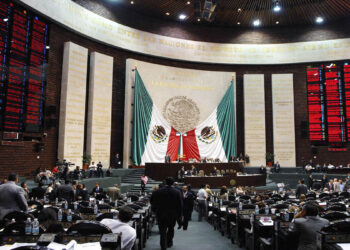Morena impulsa reforma para fortalecer la fiscalización y transparencia mediante el uso de tecnología.