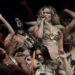 Karol G desata furor en México con su “Tropitour”.