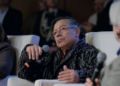 Petro presenta libro de la presidenta Claudia Sheinbaum.
